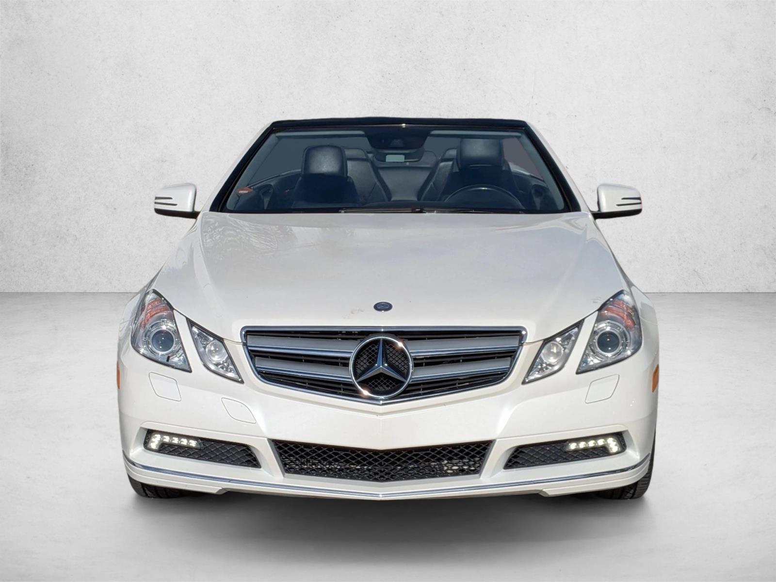 2011 Mercedes Benz E 350 Cabriolet photo 2