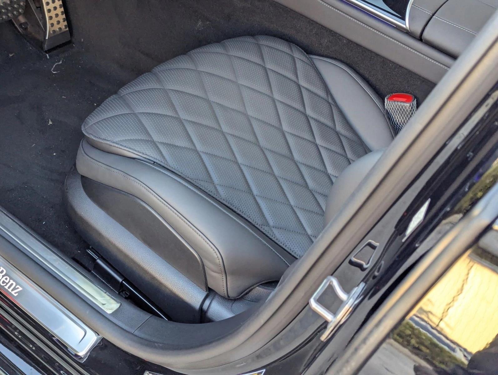 2026 Mercedes Benz S 500 4MATIC photo 4