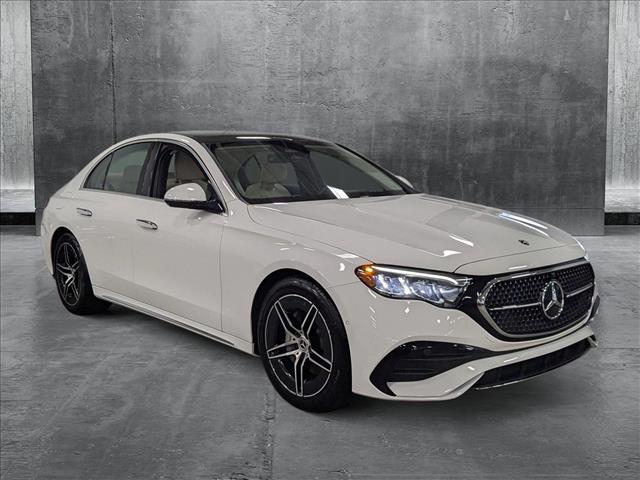 2024 Mercedes Benz E 350 4MATIC Sedan photo 3