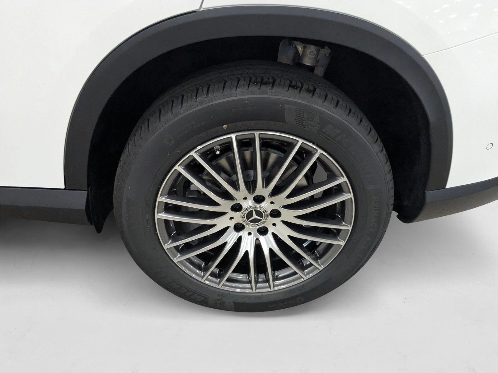 2026 Mercedes-Benz GLC Base - Photo 9