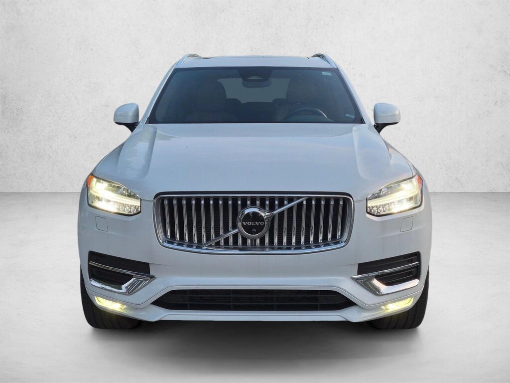 Used 2023 Volvo XC90 B5 AWD Plus SUV