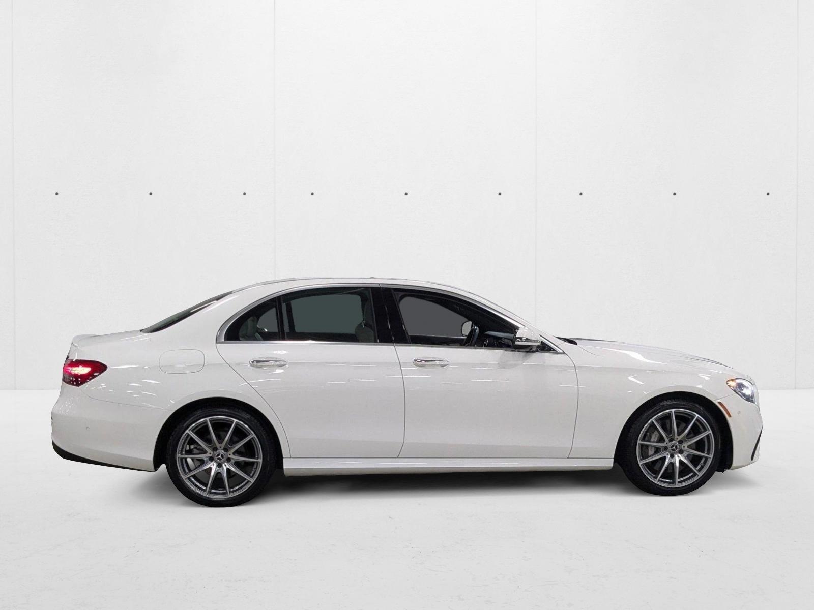2022 Mercedes Benz E 350 Sedan photo 3