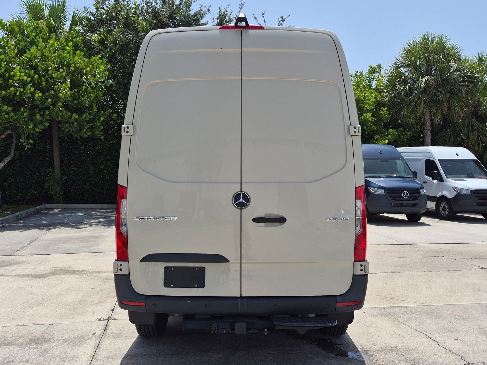 2024 Mercedes-Benz Sprinter Cargo Van Base - Photo 7