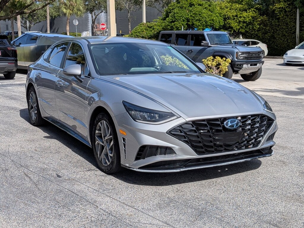Used 2021 Hyundai Sonata SEL Sedan