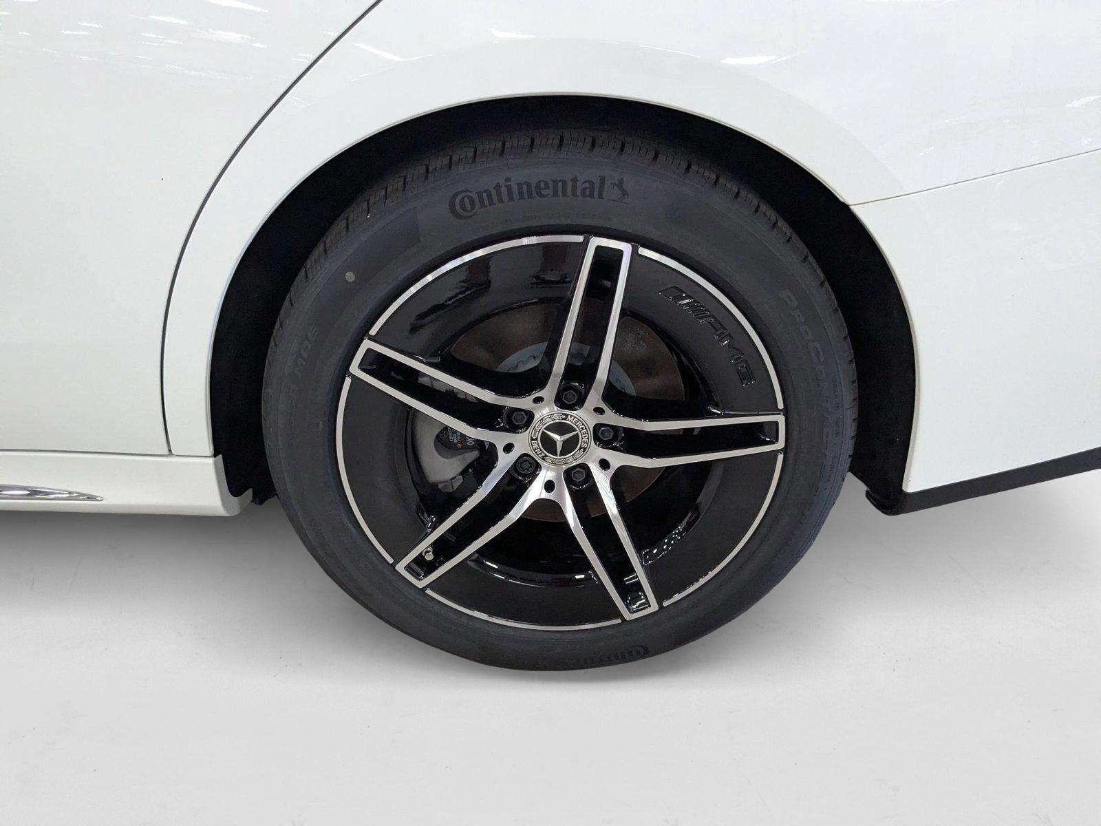2025 Mercedes-Benz E-Class E350 - Photo 9