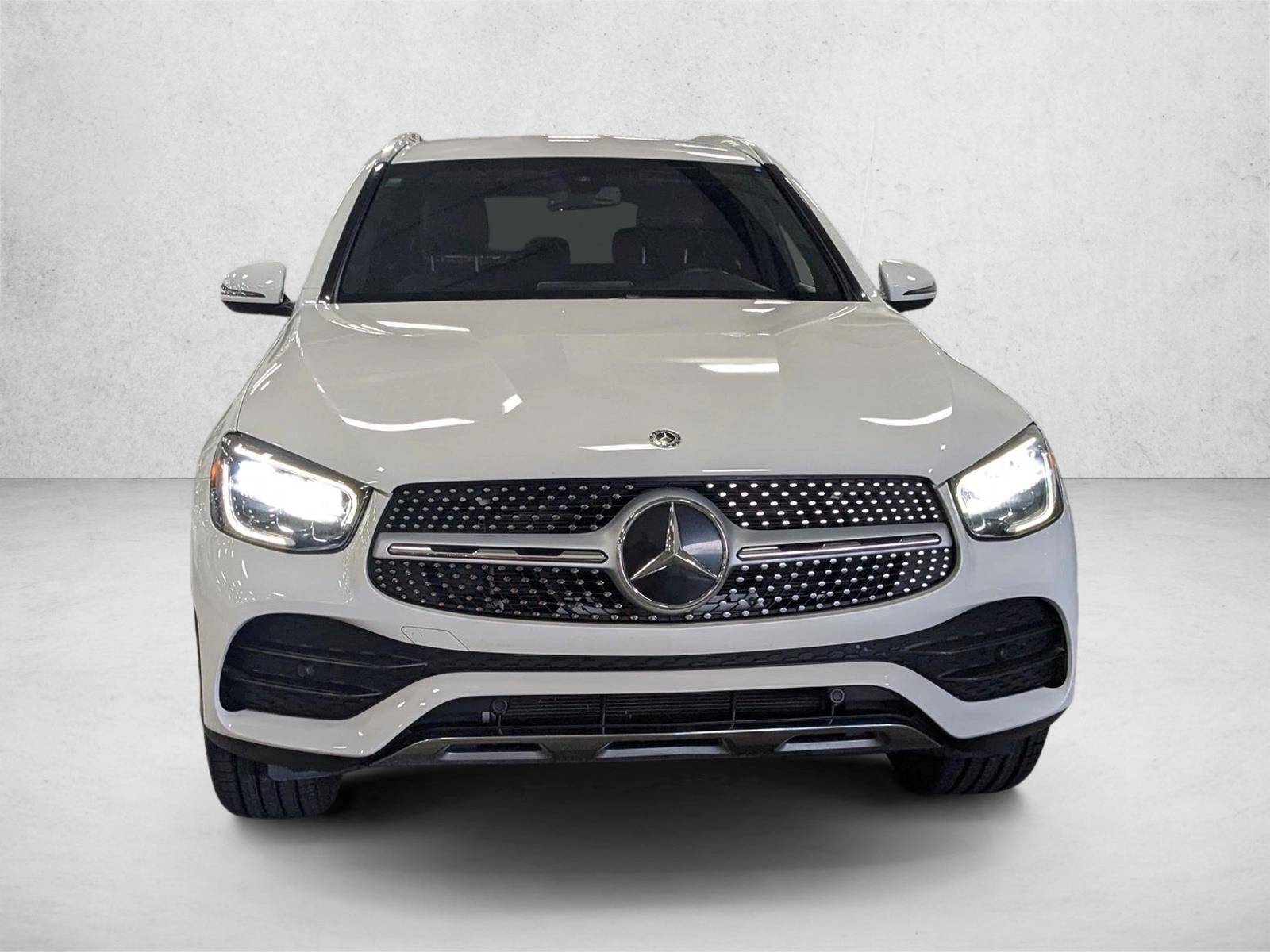 2020 Mercedes Benz GLC 300 photo 2