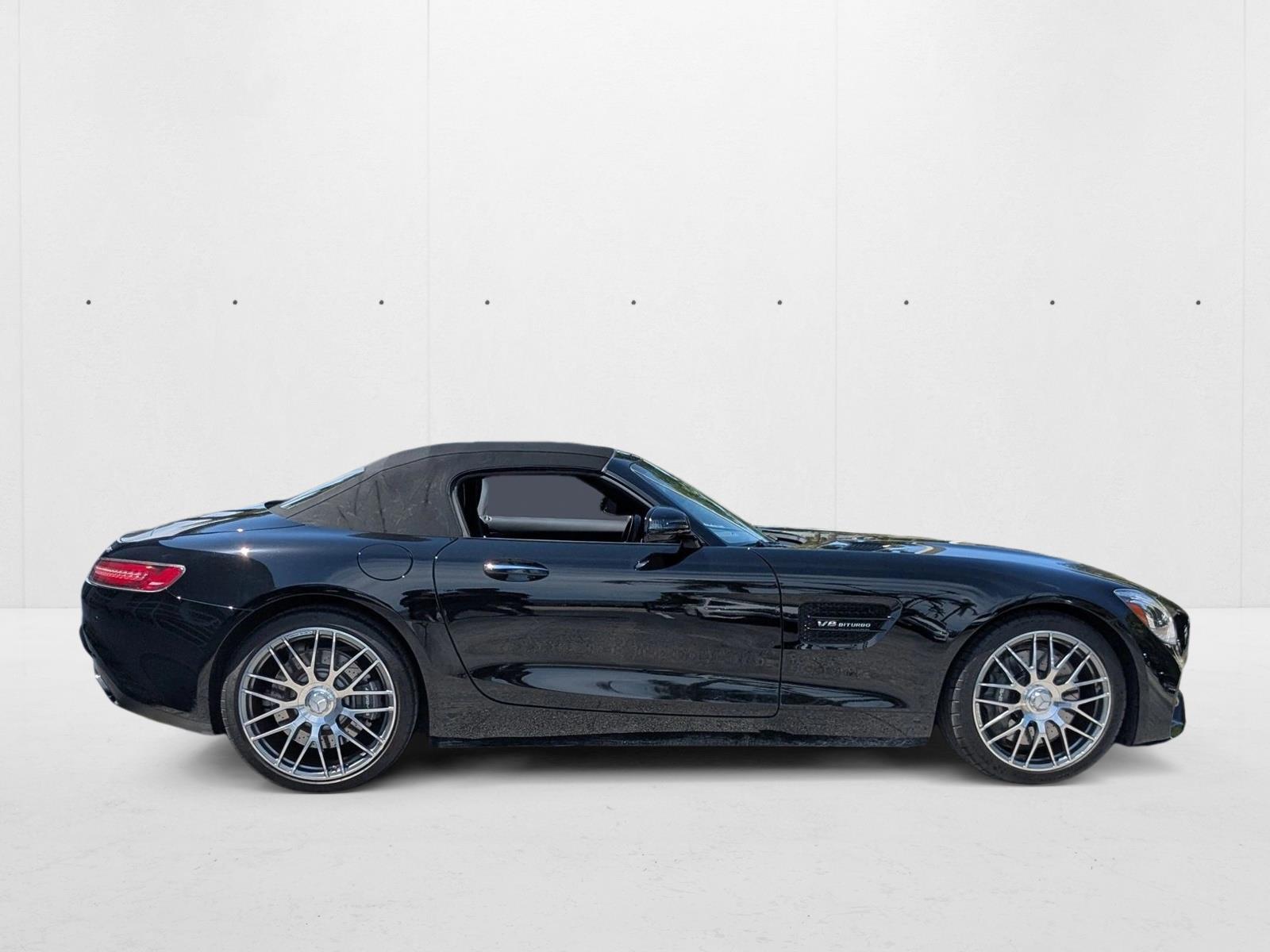 2019 Mercedes Benz AMG GT Roadster photo 4