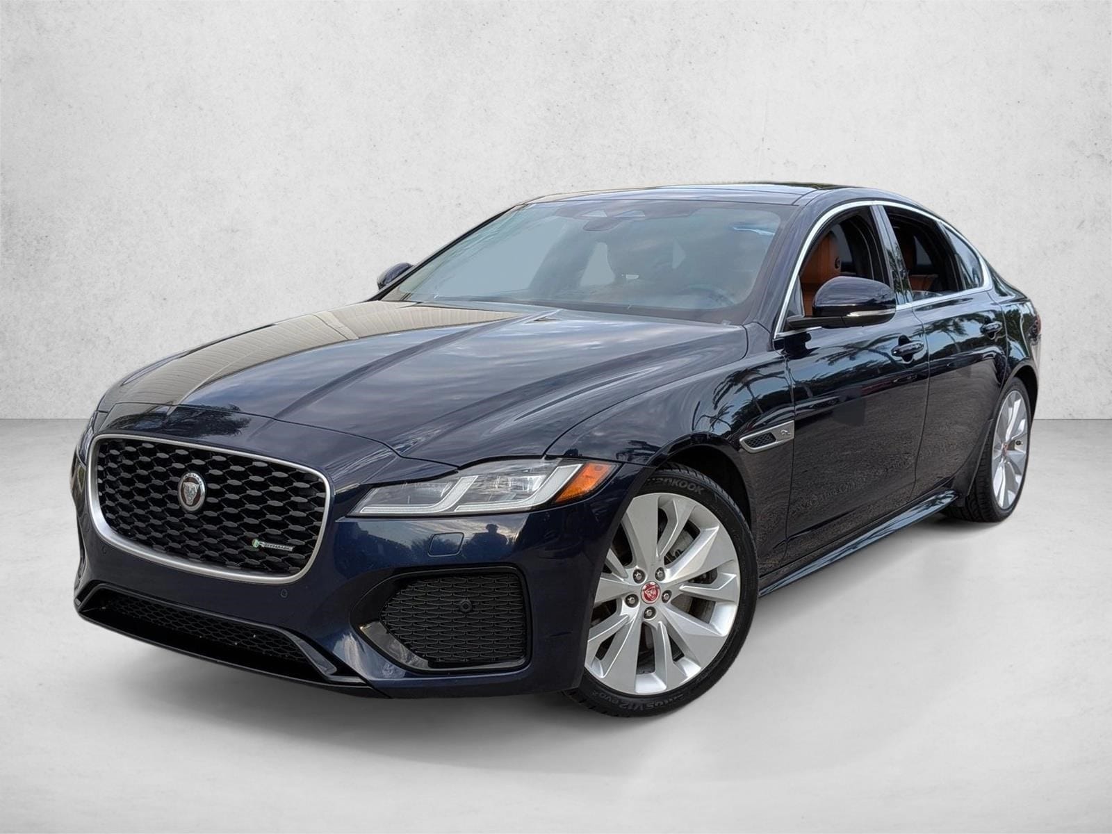 2022 Jaguar XF