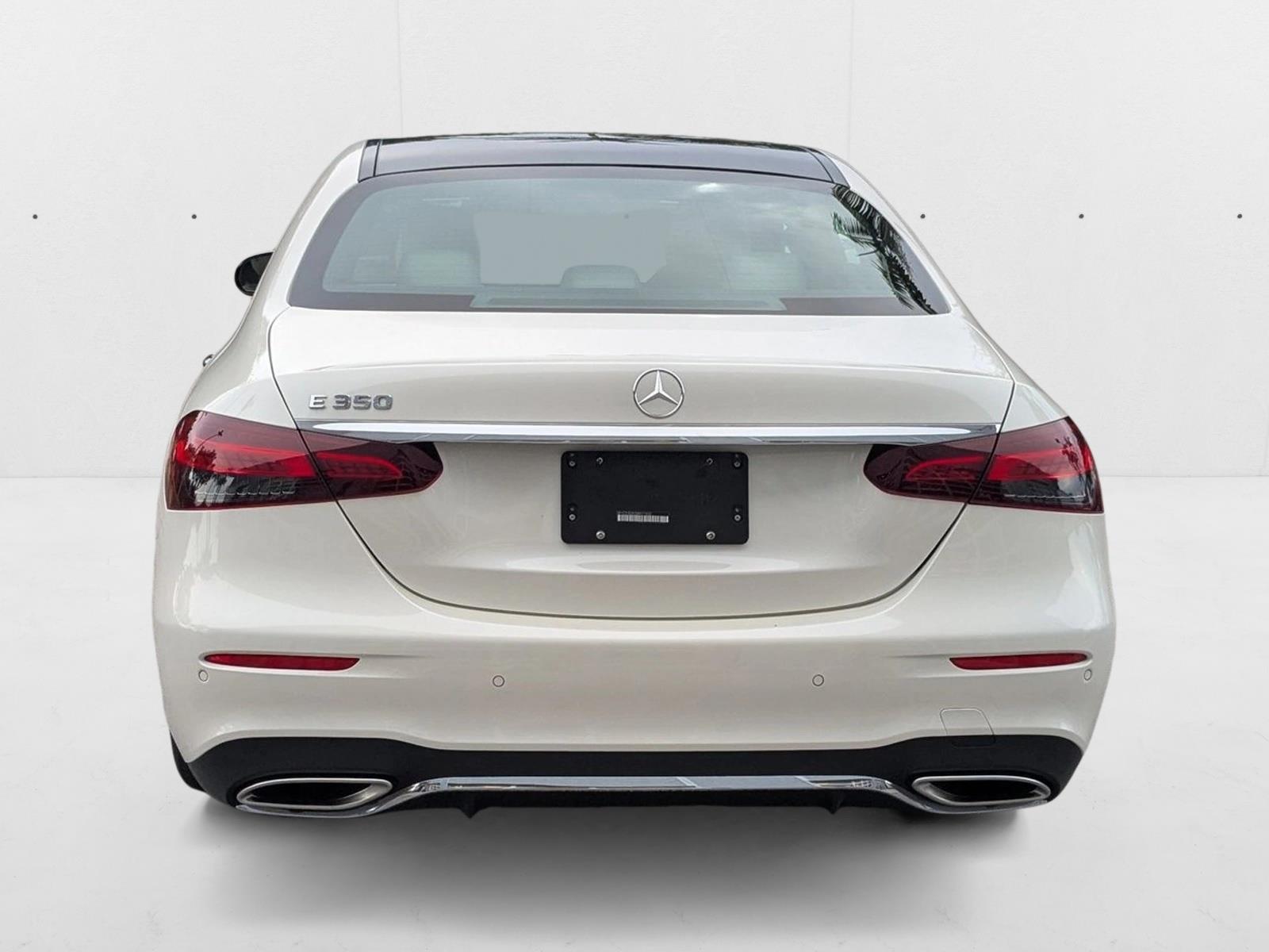 2022 Mercedes Benz E 350 Sedan photo 3