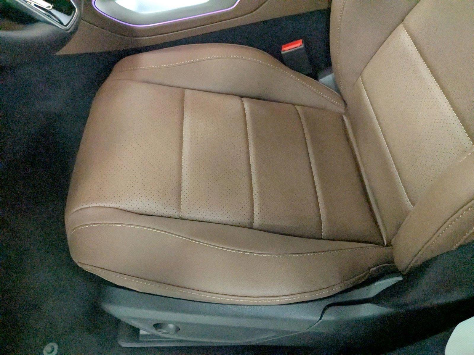 2025 Mercedes Benz GLE 350 4MATIC photo 3