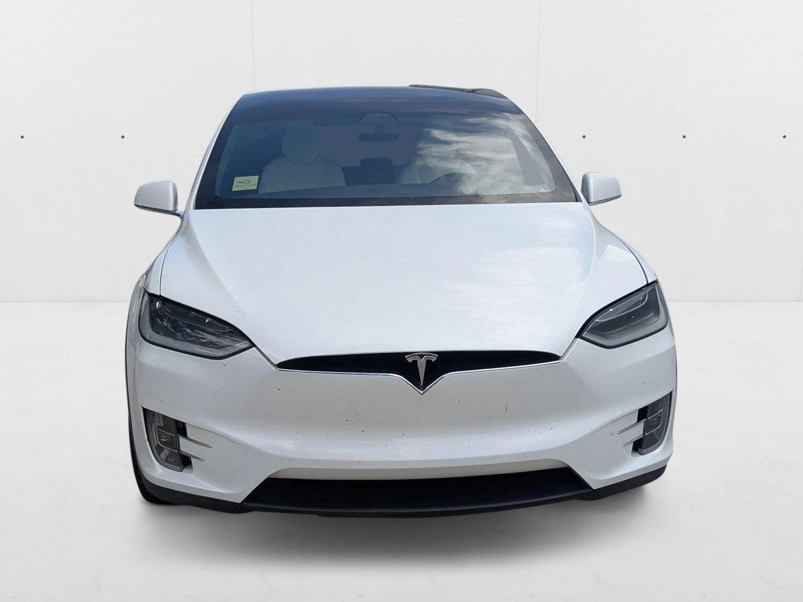 2017 Tesla Model X 90D photo 2