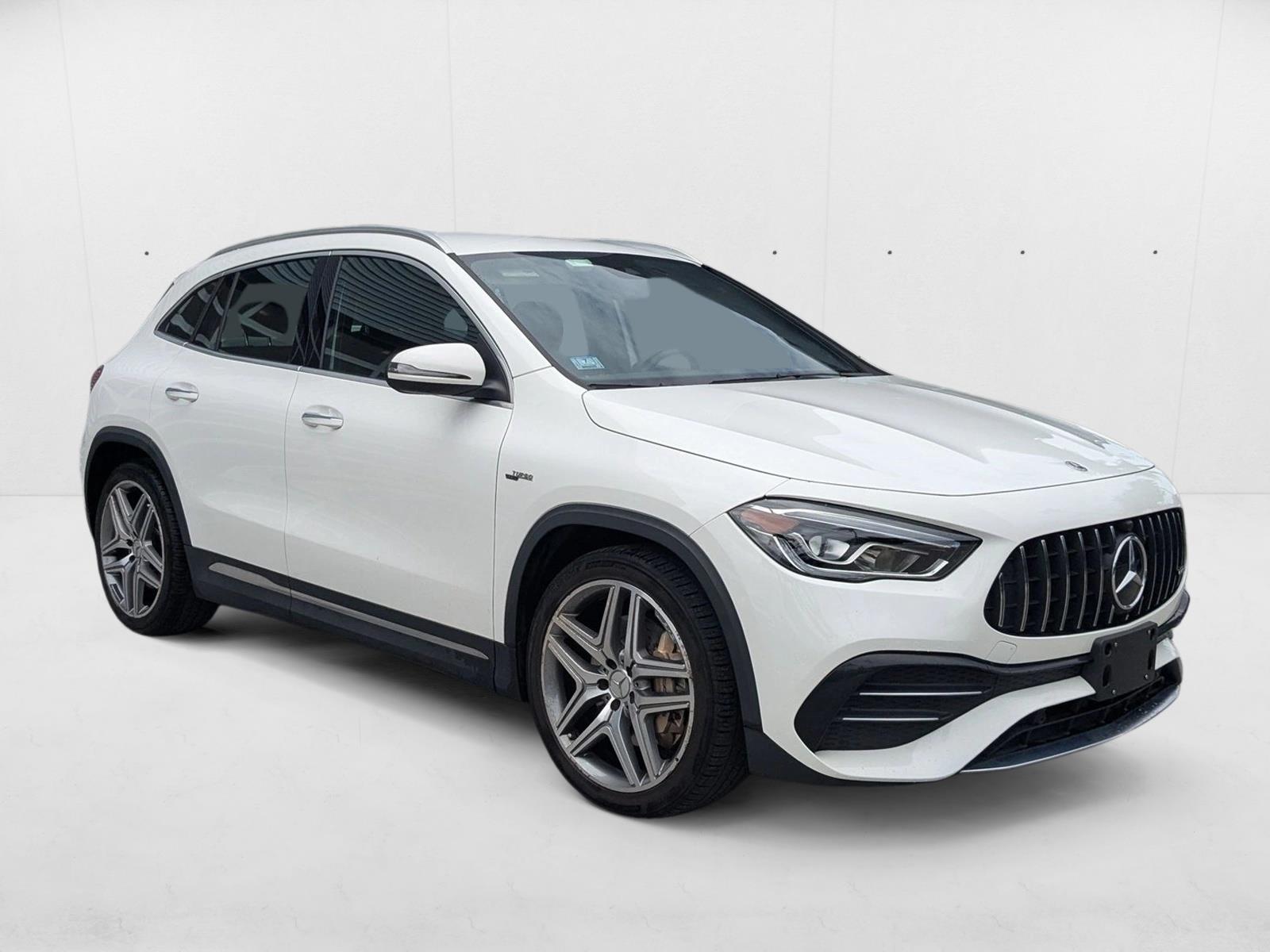 2022 Mercedes Benz GLA AMG 35 4MATIC photo 2