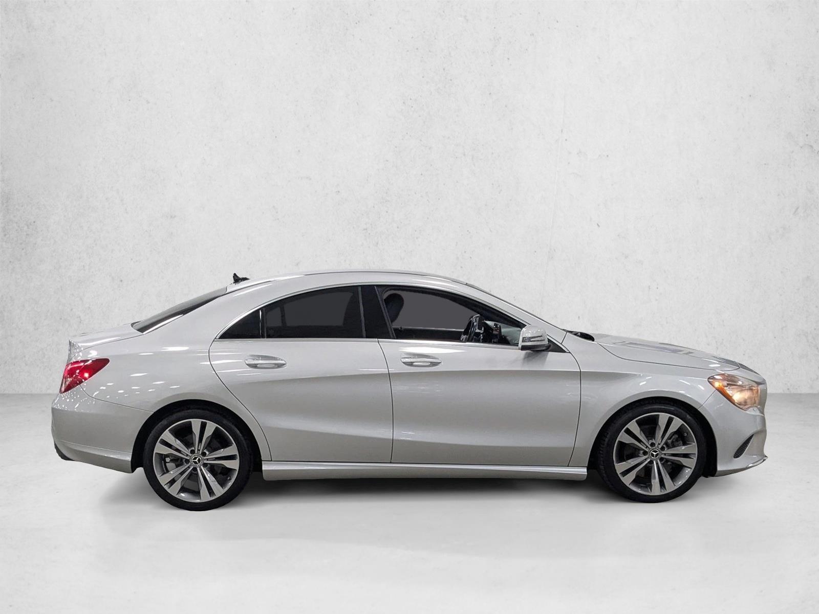 2019 Mercedes Benz CLA 250 photo 4