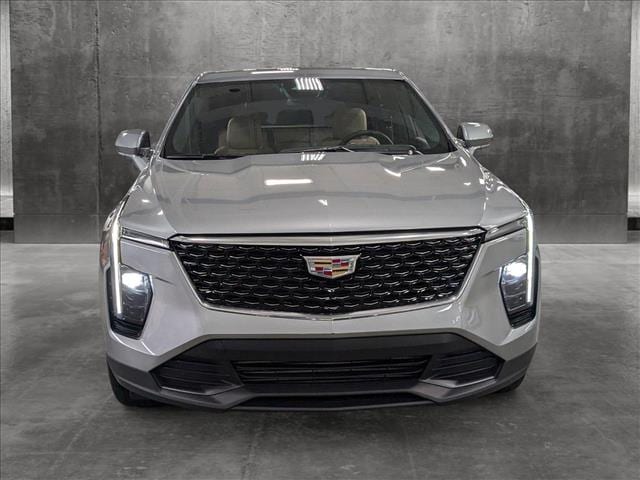 Used 2024 Cadillac XT4 Luxury with VIN 1GYAZAR4XRF121404 for sale in Pompano Beach, FL