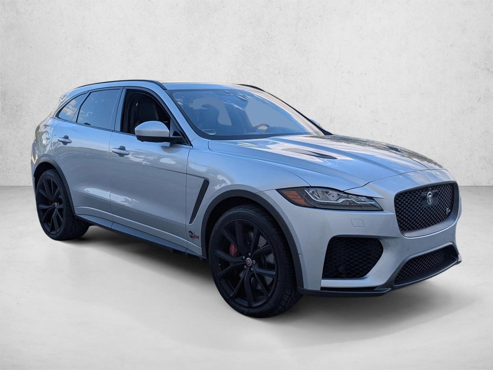 2020 Jaguar F-PACE SVR photo 3