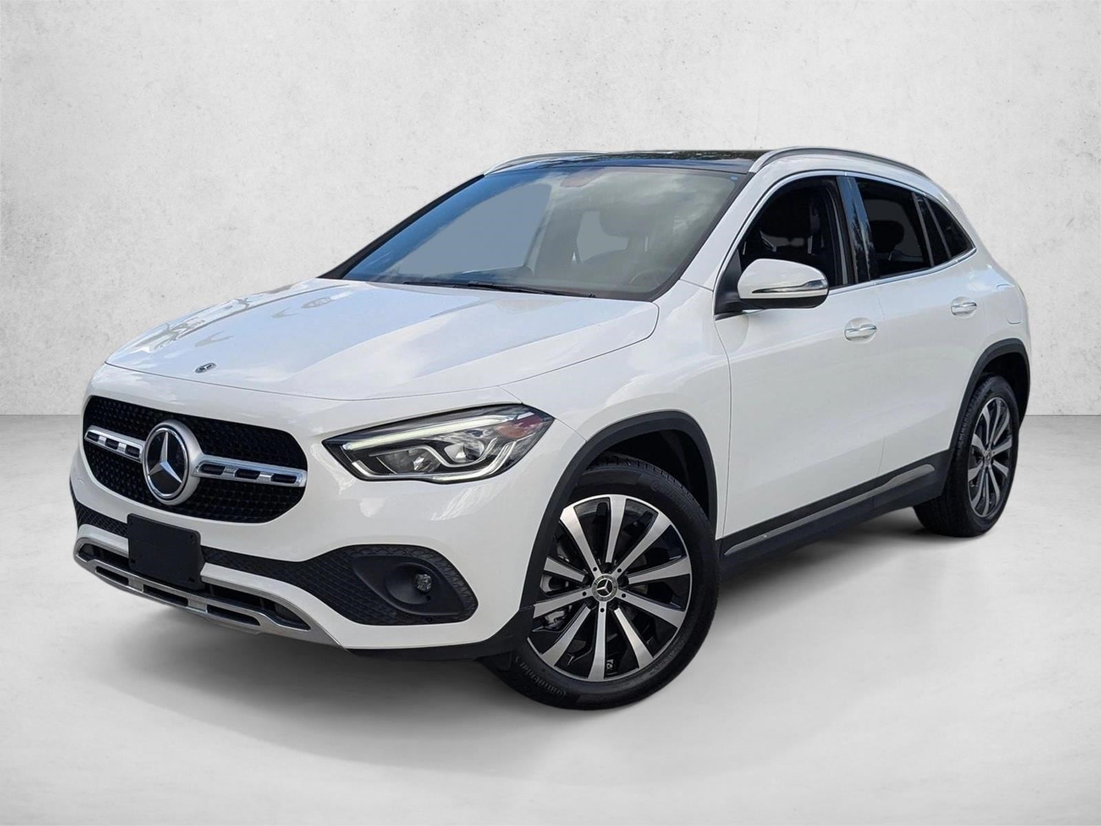 2023 Mercedes-Benz GLA Base's photo