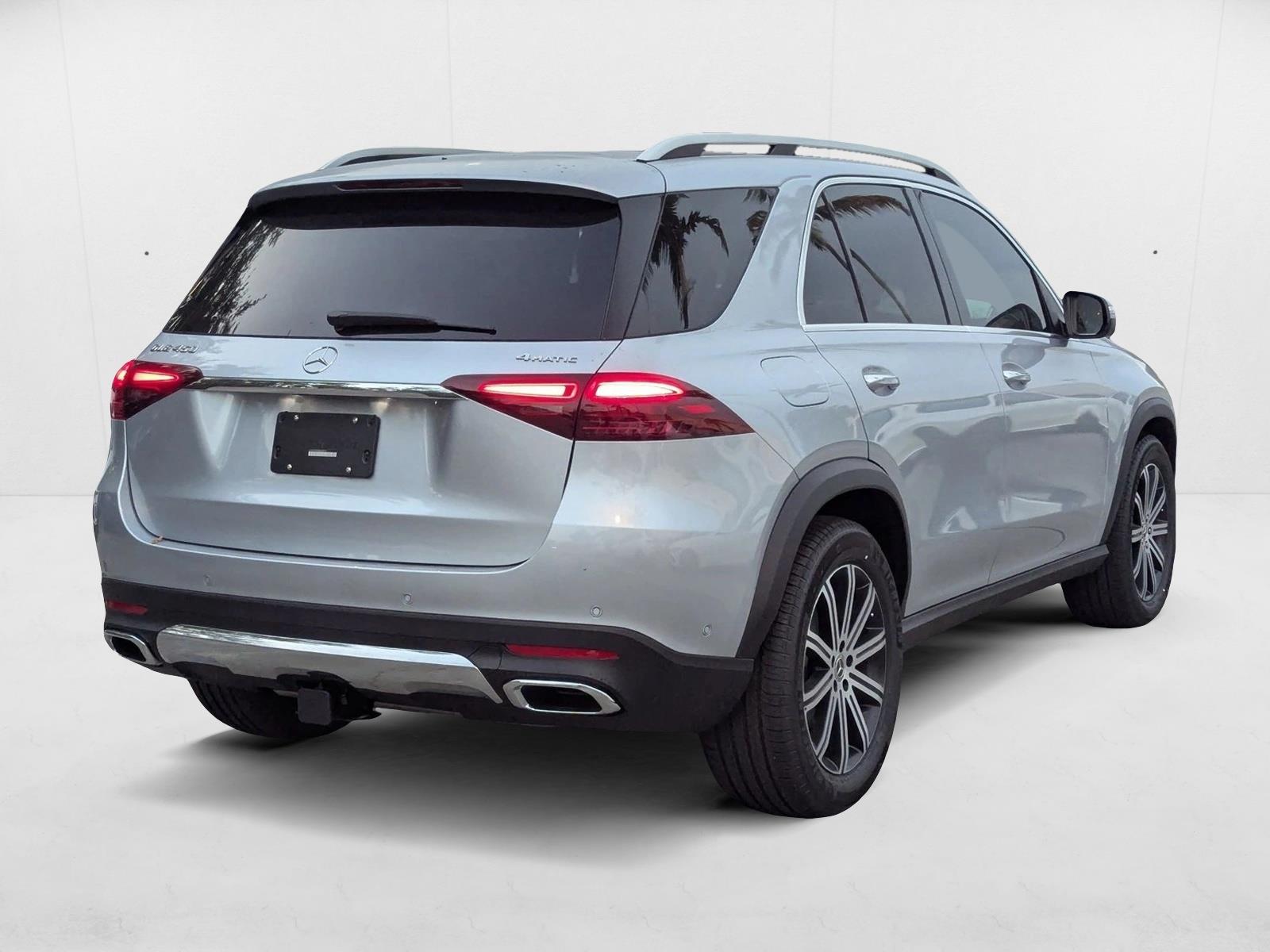 2025 Mercedes Benz GLE 450 4MATIC photo 2