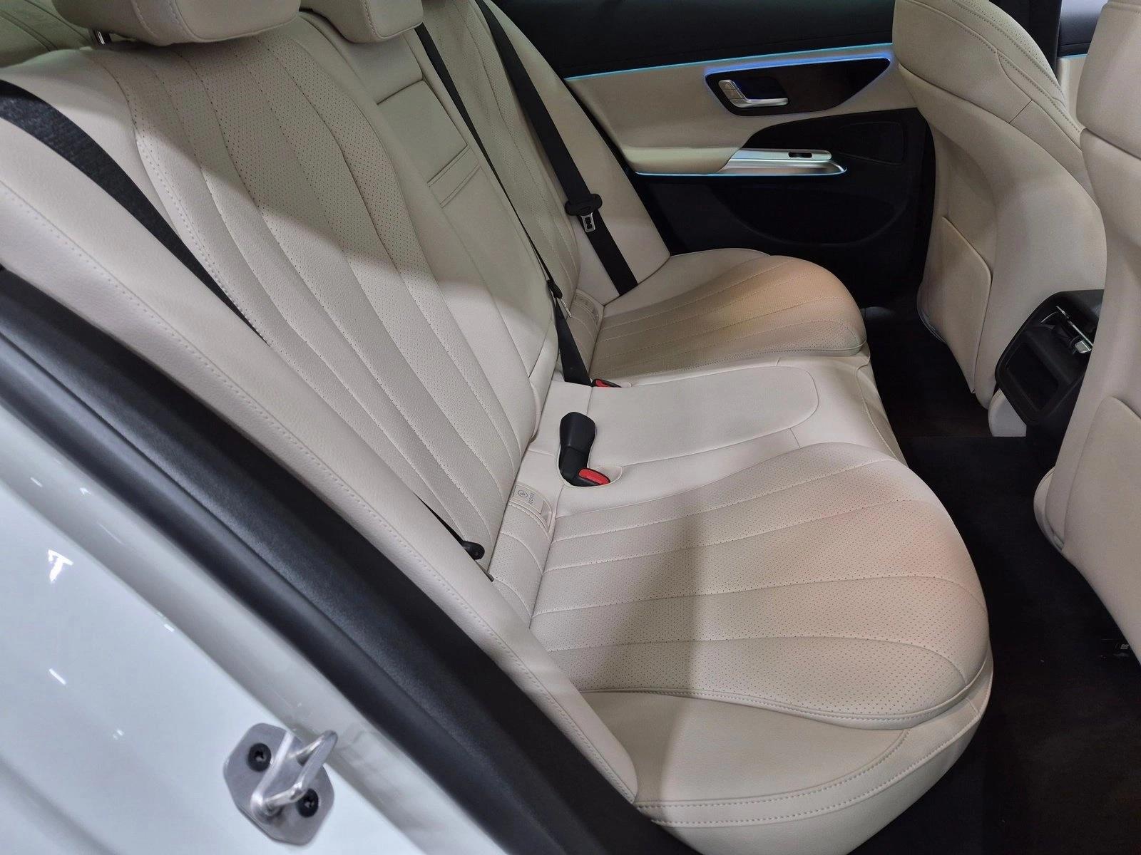 2026 Mercedes-Benz E-Class E350 - Photo 21