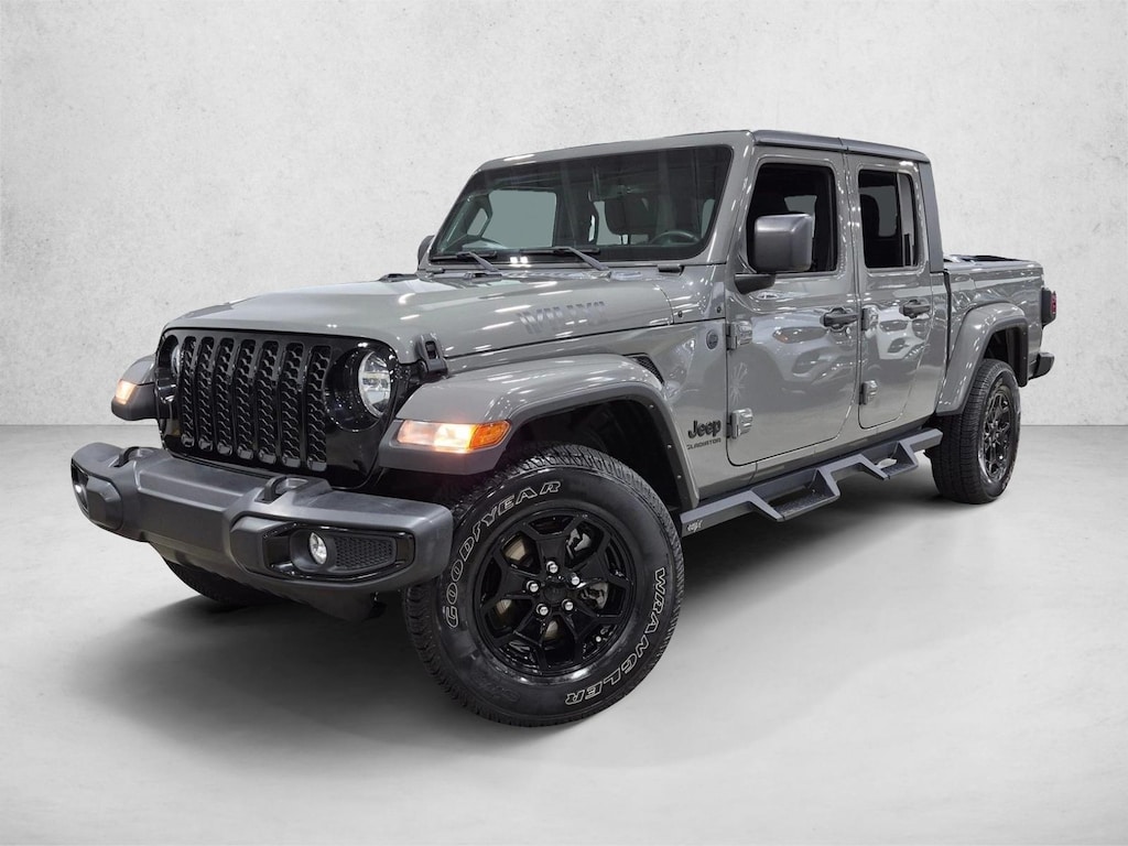 Used 2022 Jeep Gladiator Sport Truck Crew Cab