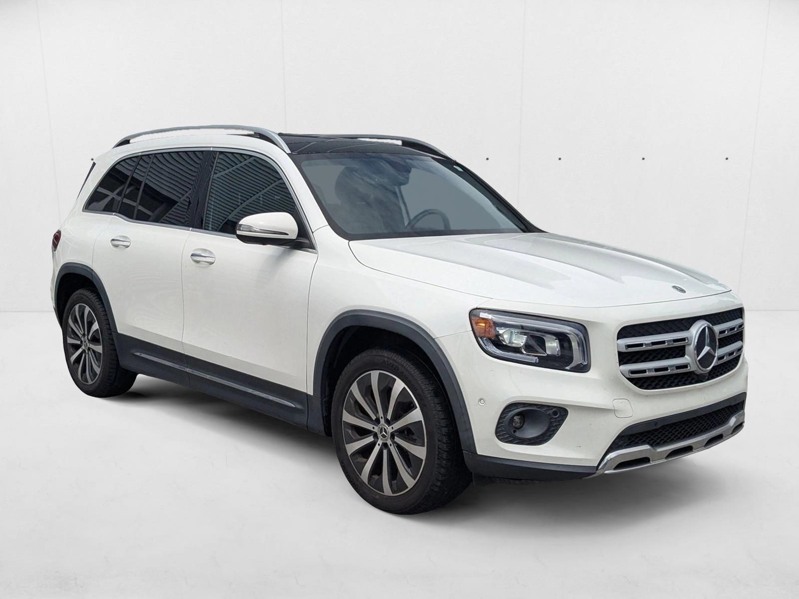 2022 Mercedes Benz GLB 250 photo 2