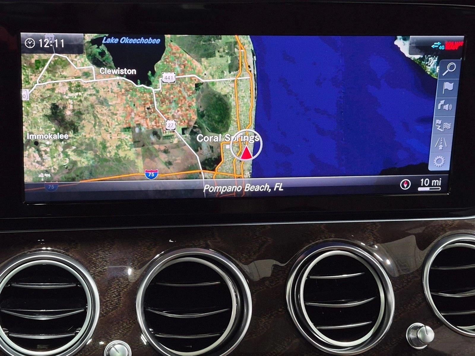 2019 Mercedes-Benz E-Class E300 - Photo 13