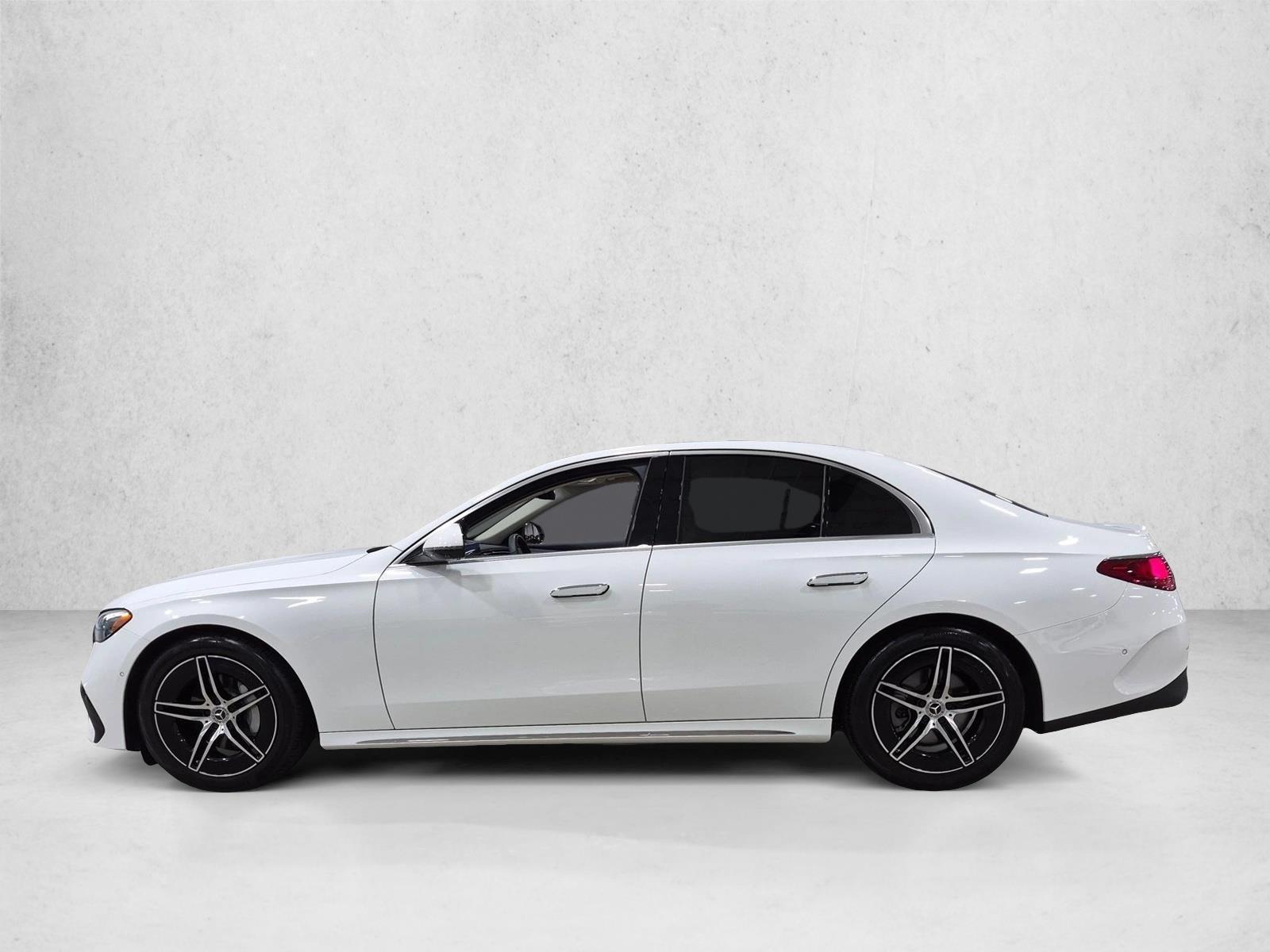 2026 Mercedes-Benz E-Class E350 - Photo 9
