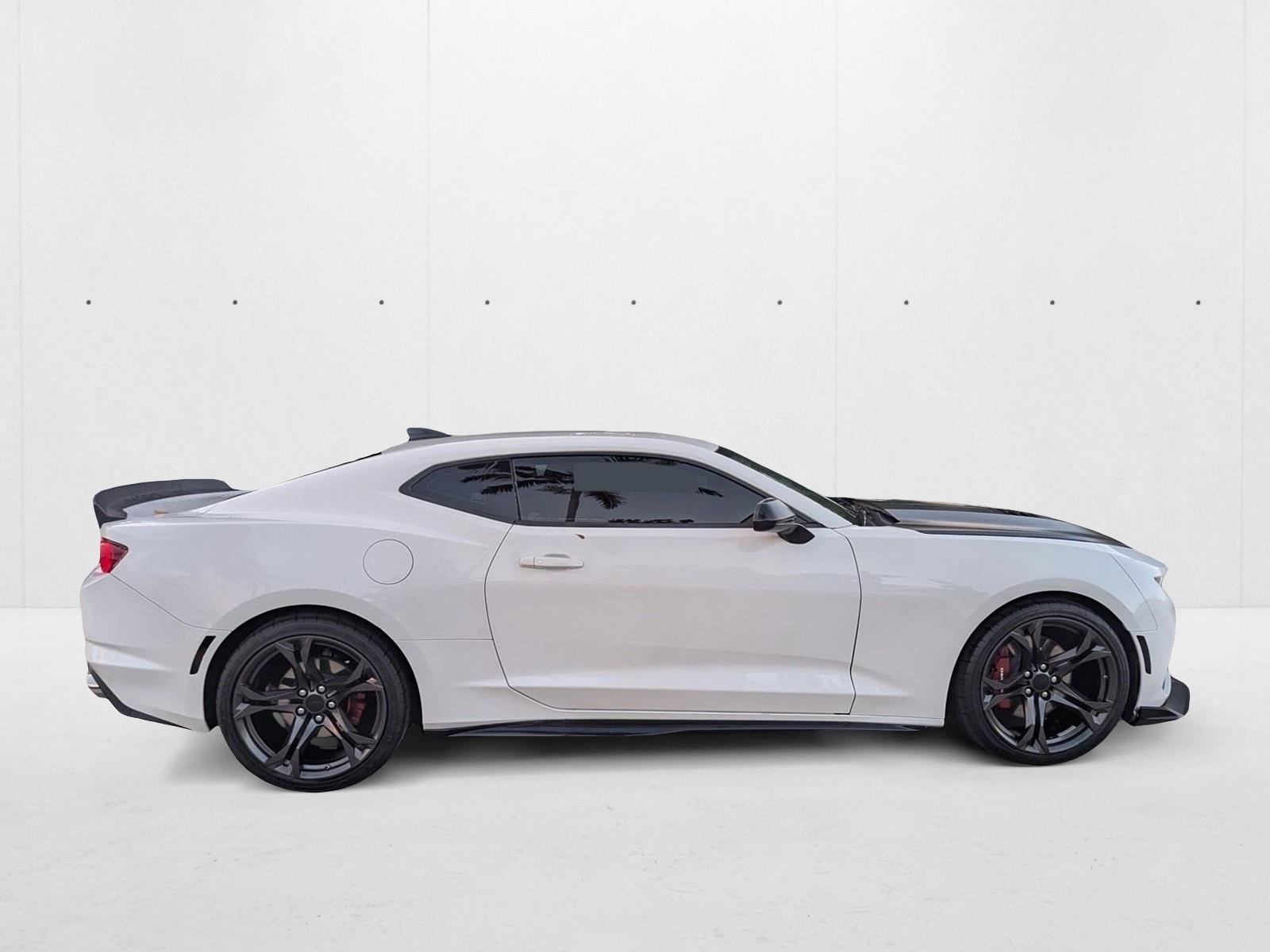 2022 Chevrolet Camaro LT1 photo 4