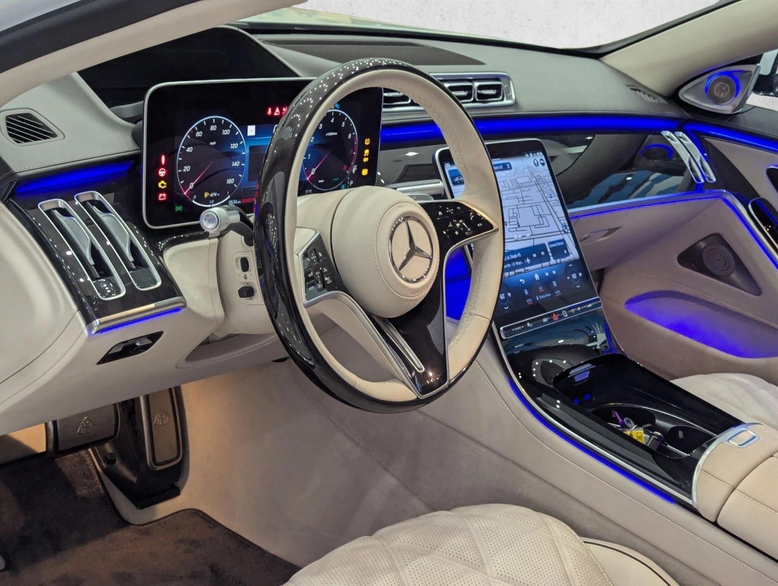 2025 Mercedes Benz S Maybach 450 580 4MATIC photo 3