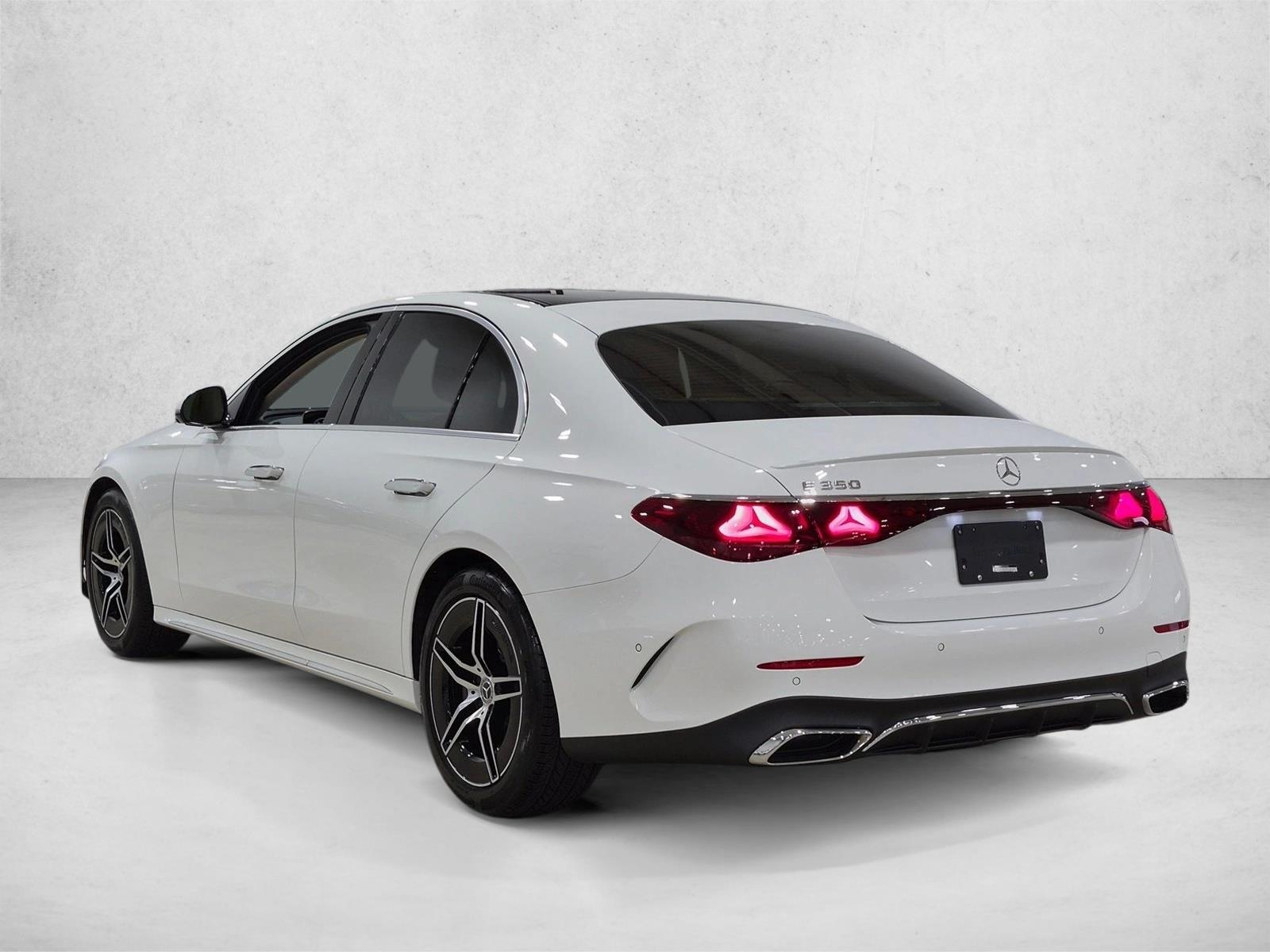 2026 Mercedes-Benz E-Class E350 - Photo 8