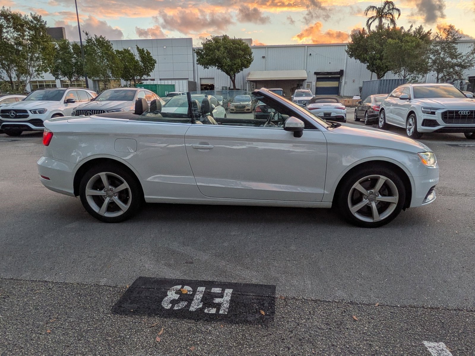 2016 Audi A3 1.8T Premium photo 4