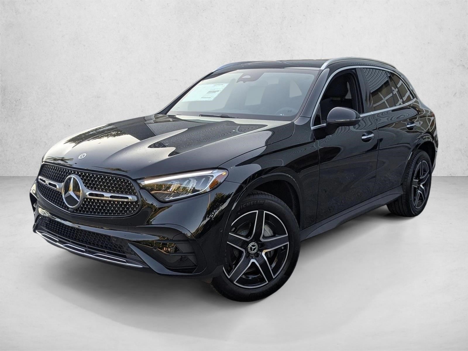 2026 Mercedes-Benz GLC Base's photo