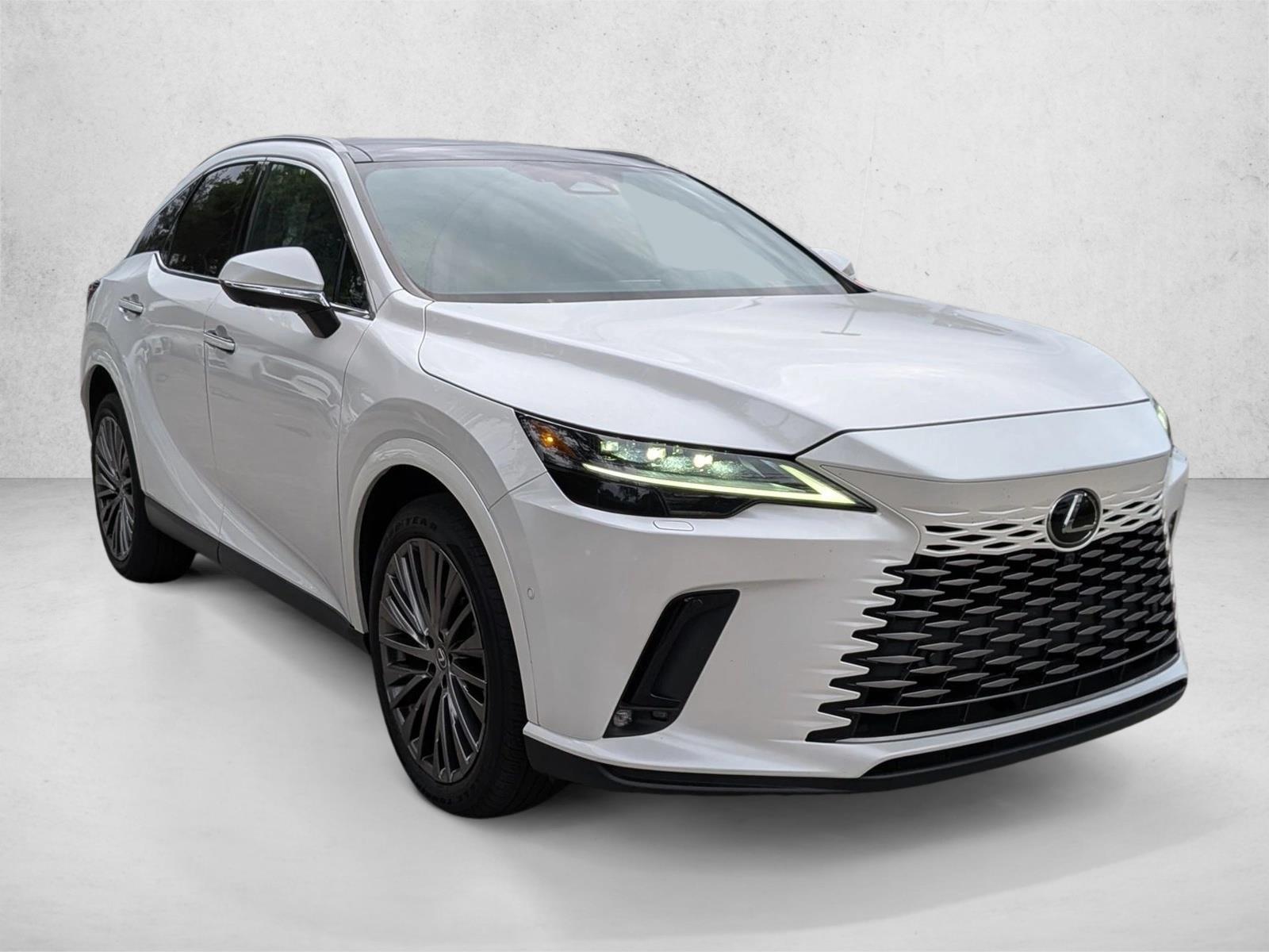 2024 Lexus RX Luxury photo 3