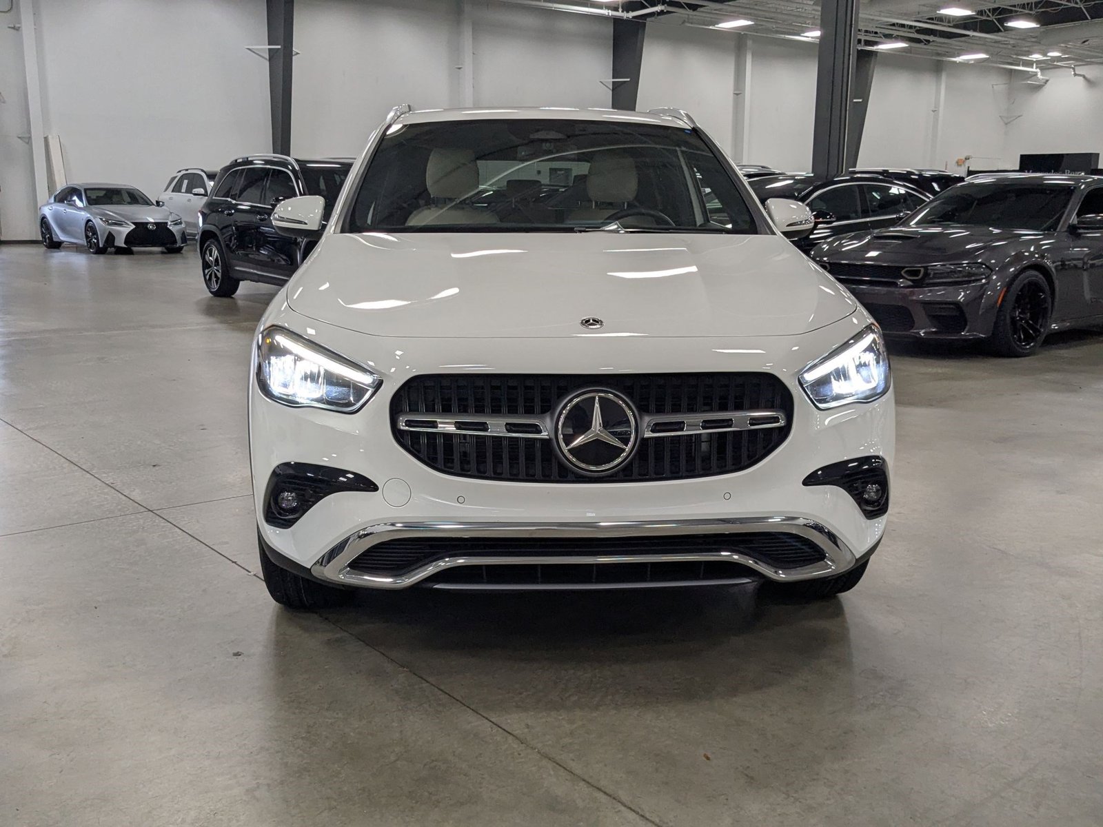 2025 Mercedes Benz GLA 250 photo 2