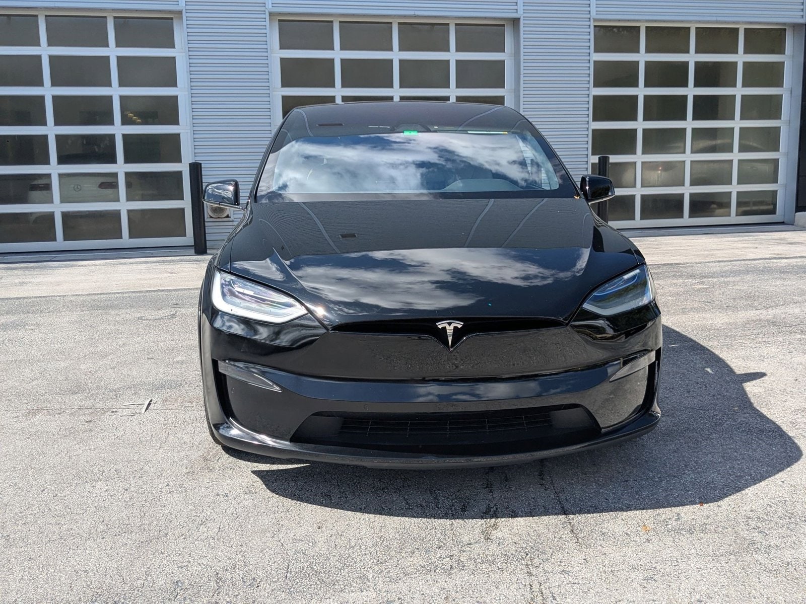 Used 2022 Tesla Model X Plaid with VIN 7SAXCBE68NF333251 for sale in Pompano Beach, FL