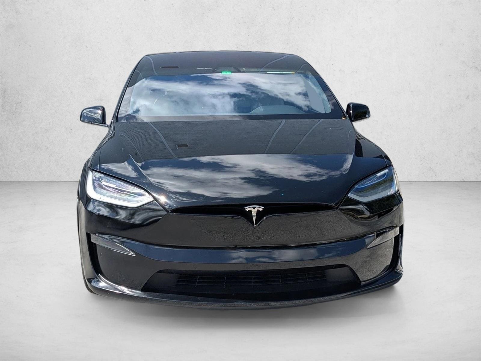 Used 2022 Tesla Model X Plaid with VIN 7SAXCBE68NF333251 for sale in Pompano Beach, FL