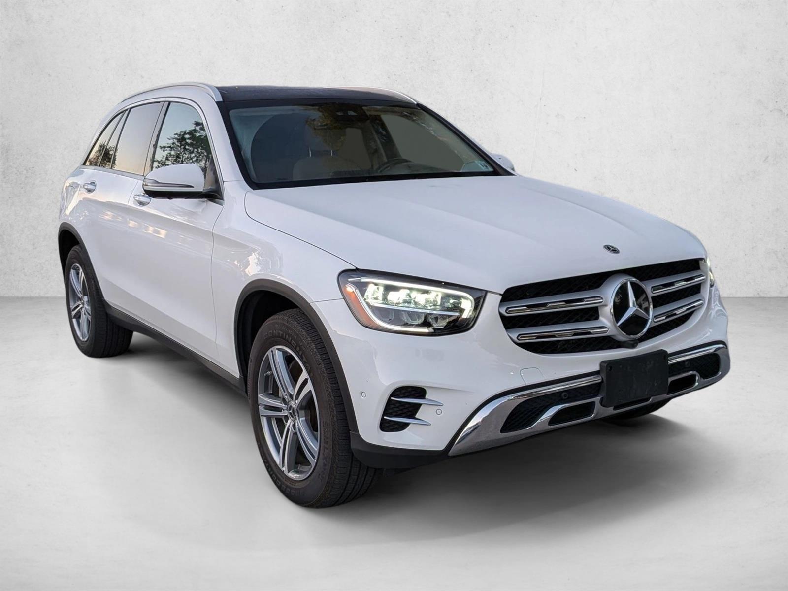 2022 Mercedes Benz GLC 300 4MATIC photo 2