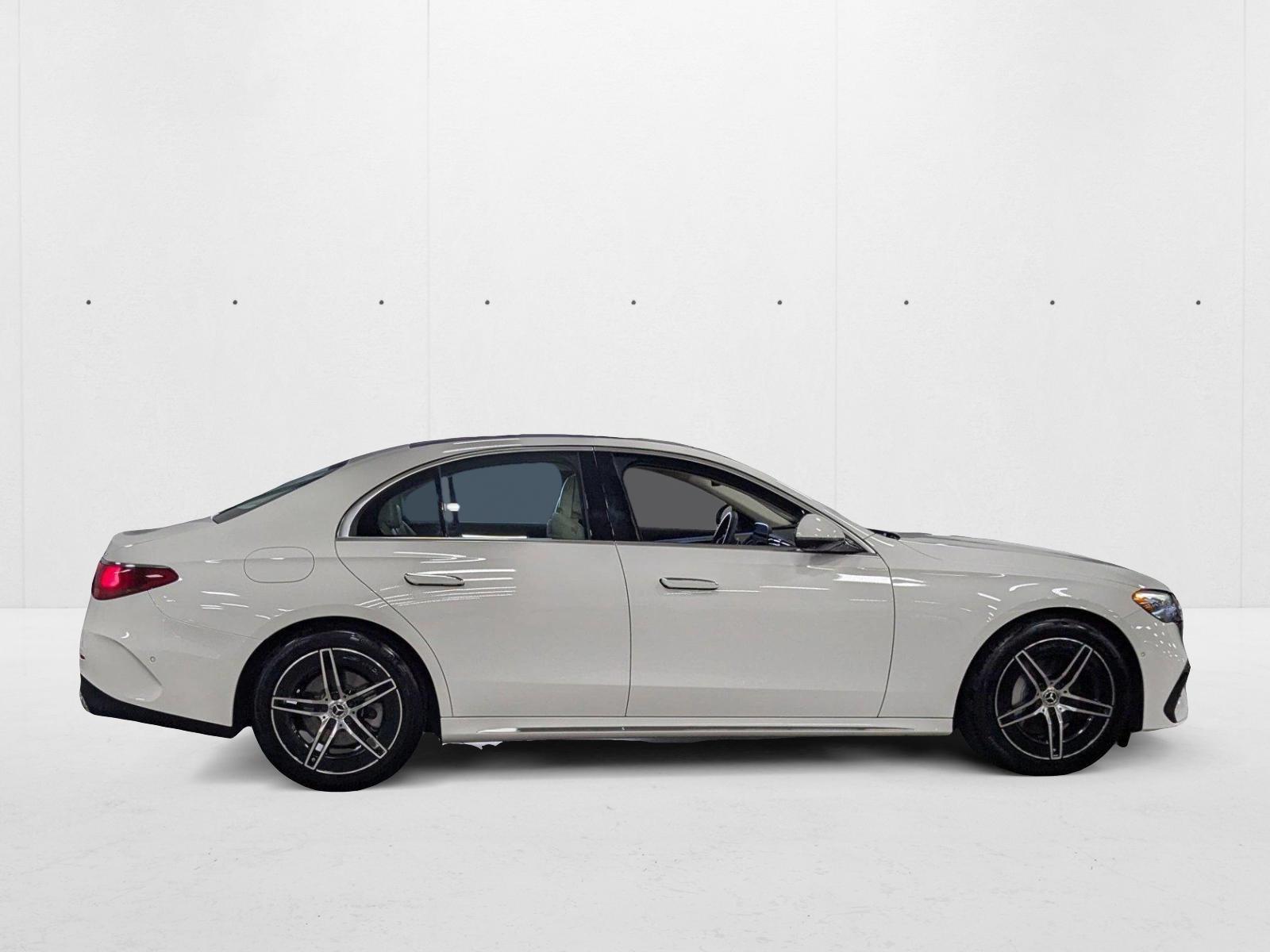 2024 Mercedes Benz E 350 4MATIC Sedan photo 4