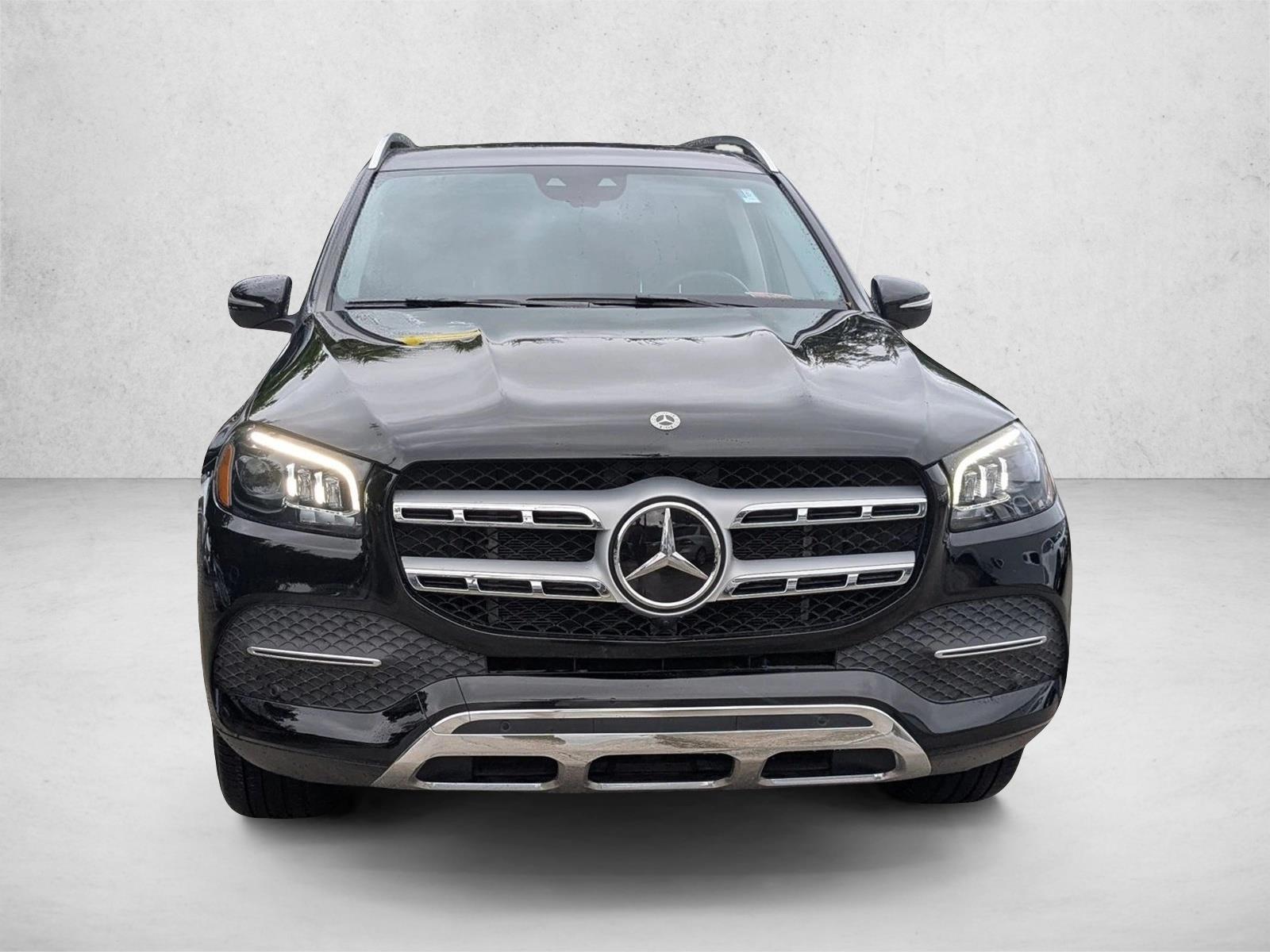 2023 Mercedes Benz GLS 450 4MATIC photo 2