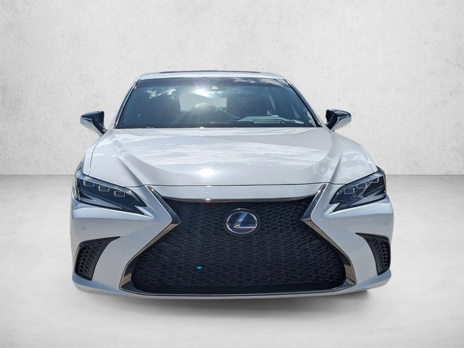 2022 Lexus ES F SPORT photo 2