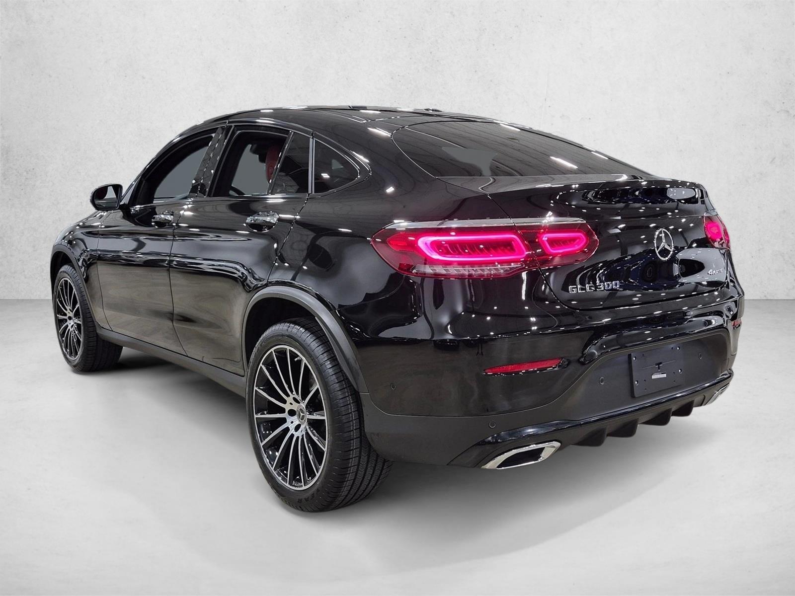 2021 Mercedes-Benz GLC Coupe GLC300 - Photo 8
