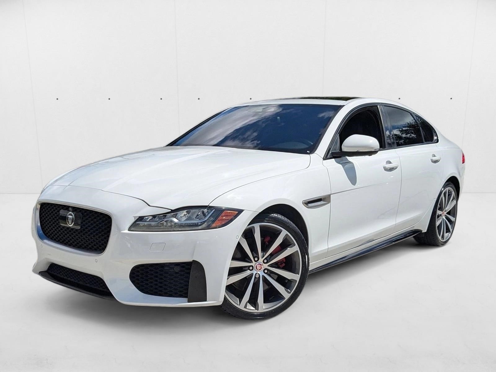 2018 Jaguar XF