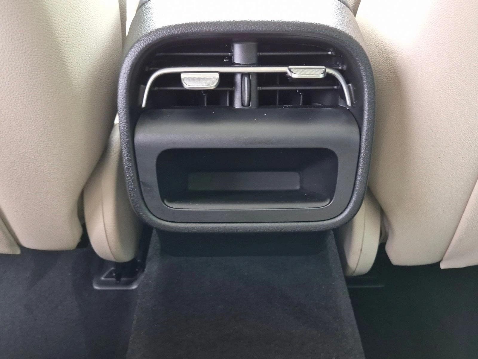 2026 Mercedes-Benz E-Class E350 - Photo 17