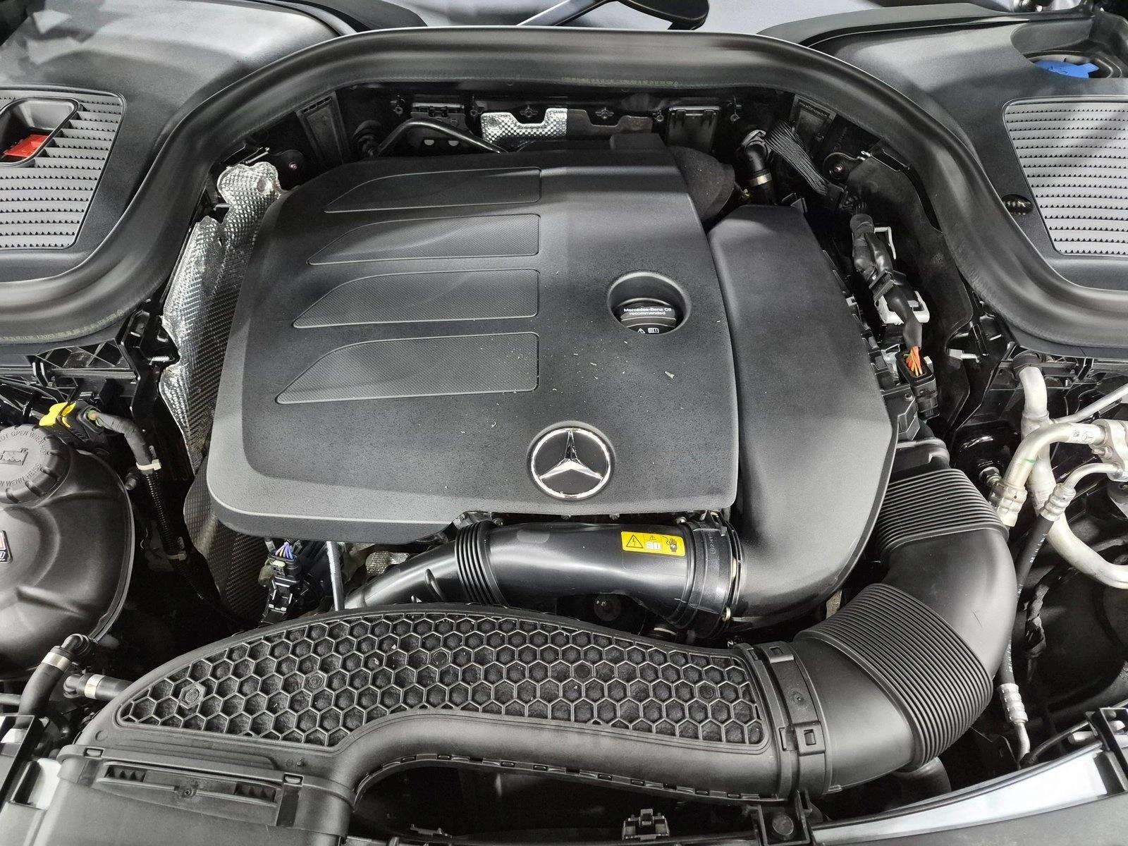 2021 Mercedes-Benz GLC Coupe GLC300 - Photo 23