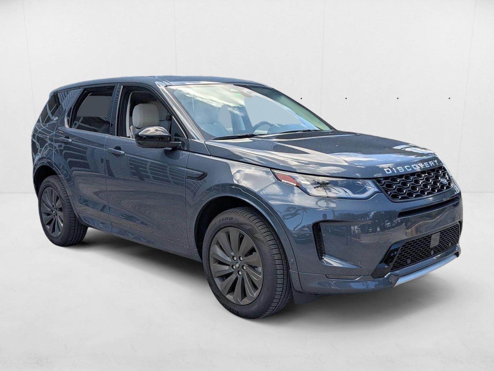 2025 Land Rover Discovery Sport S photo 3