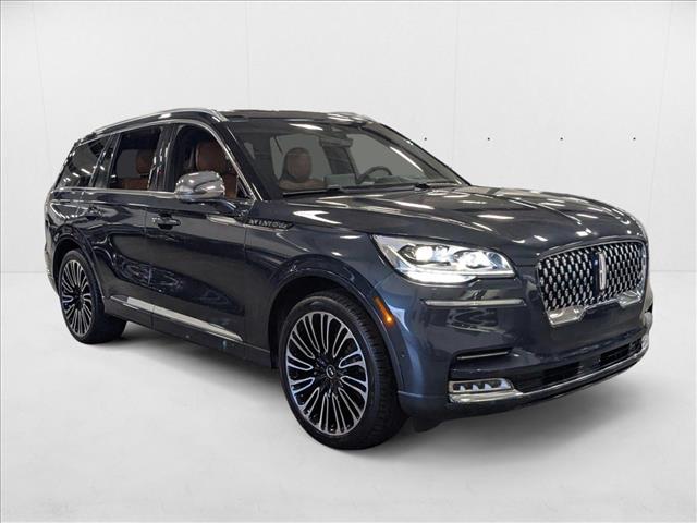 2022 Lincoln Aviator Black Label photo 2
