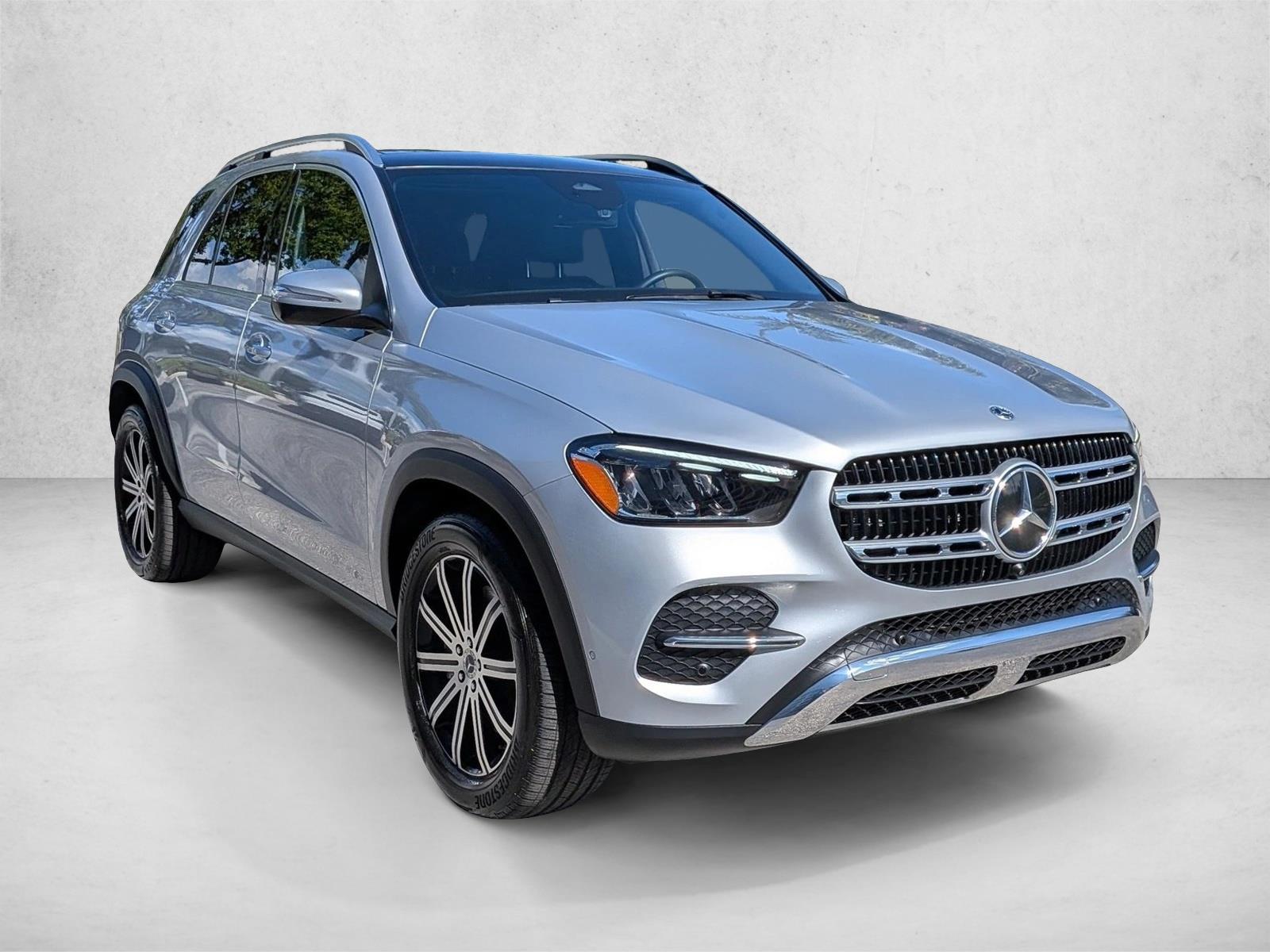 2024 Mercedes Benz GLE 4MATIC photo 2