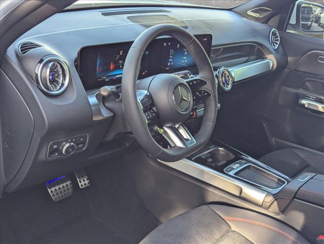 2025 Mercedes Benz GLB AMG 35 4MATIC photo 3