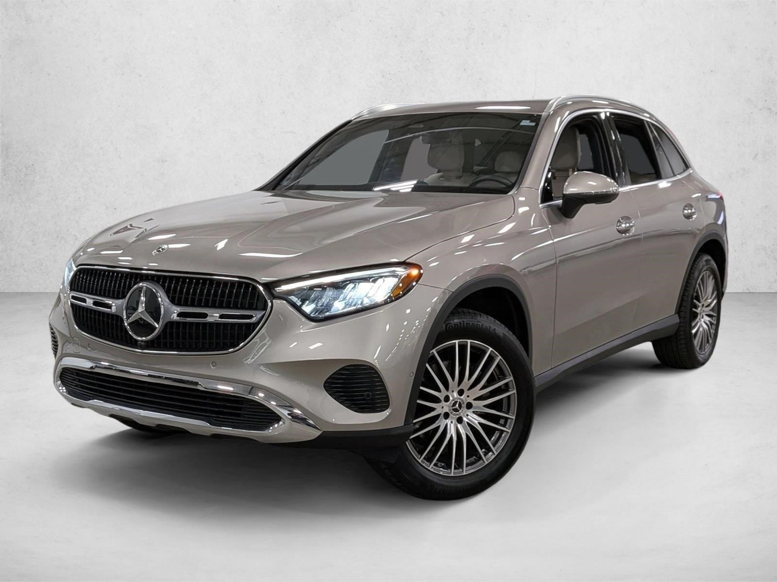 2024 Mercedes-Benz GLC GLC300's photo