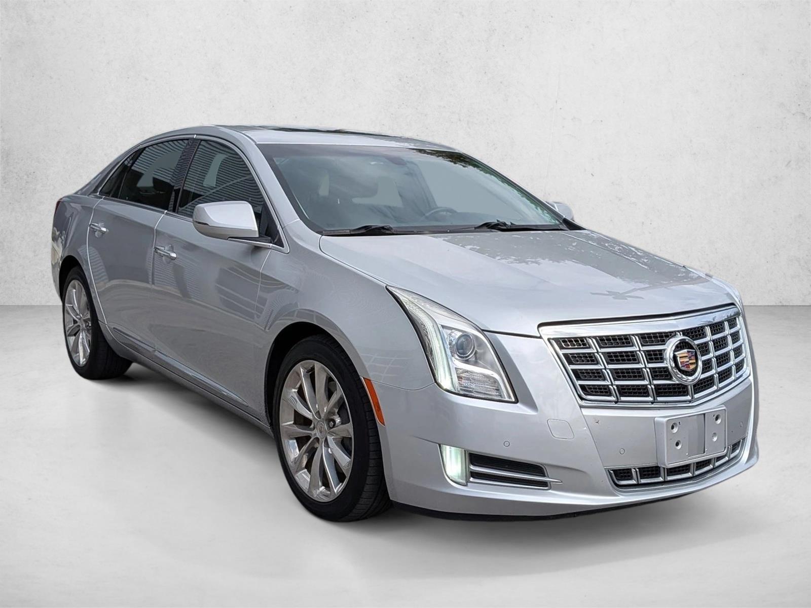 2014 Cadillac XTS Luxury photo 3