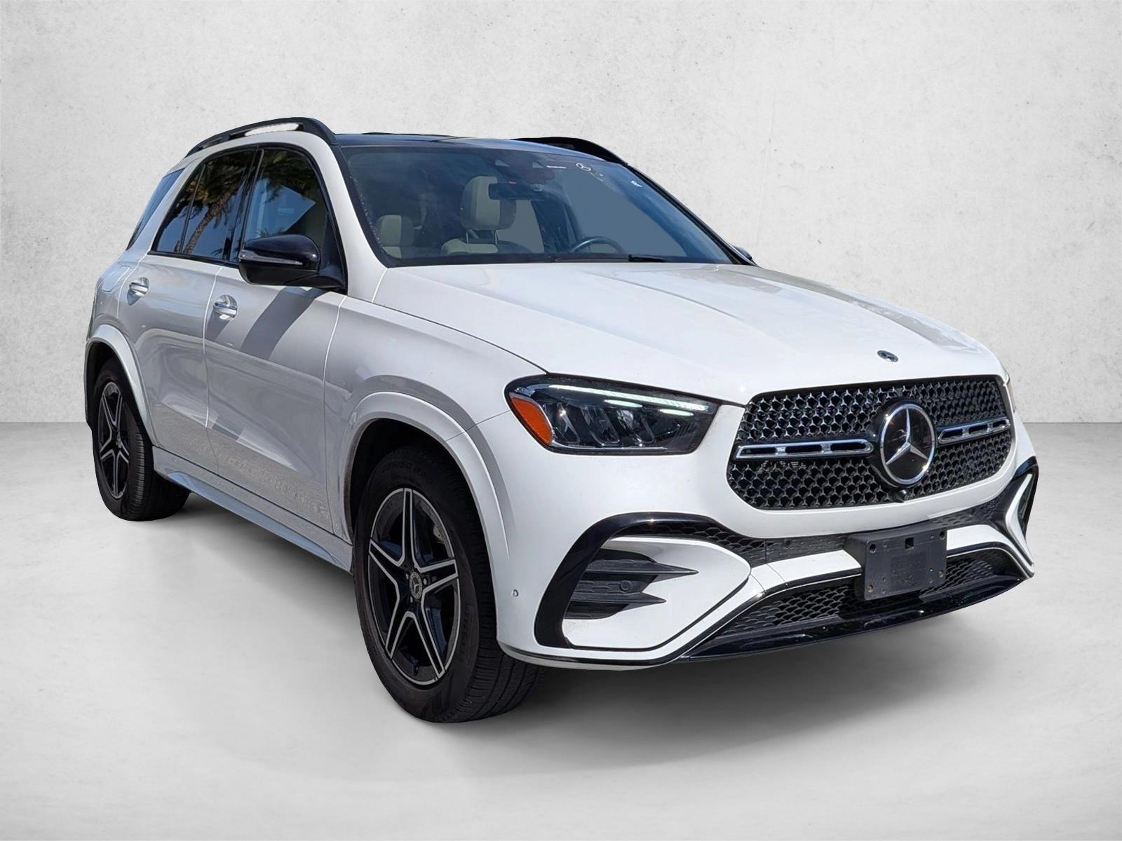 2024 Mercedes Benz GLE 4MATIC photo 3